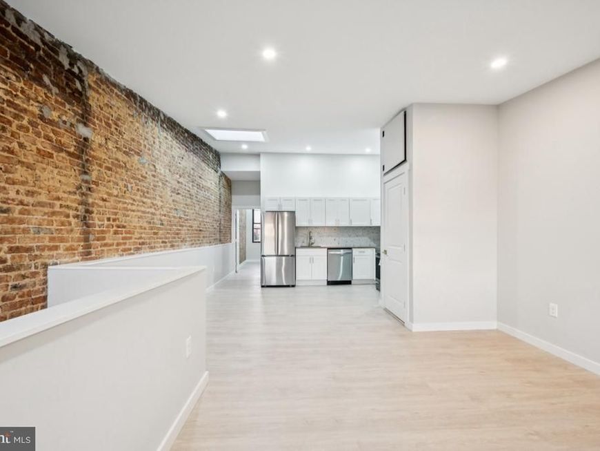 2416 N Charles Street, Baltimore, MD 21218 Main Photo