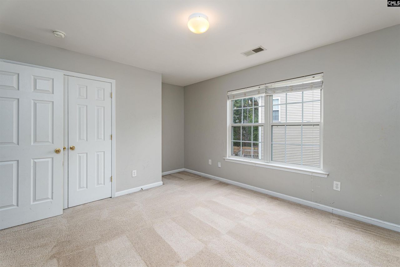 520 Abbeyhill Drive Photo 16