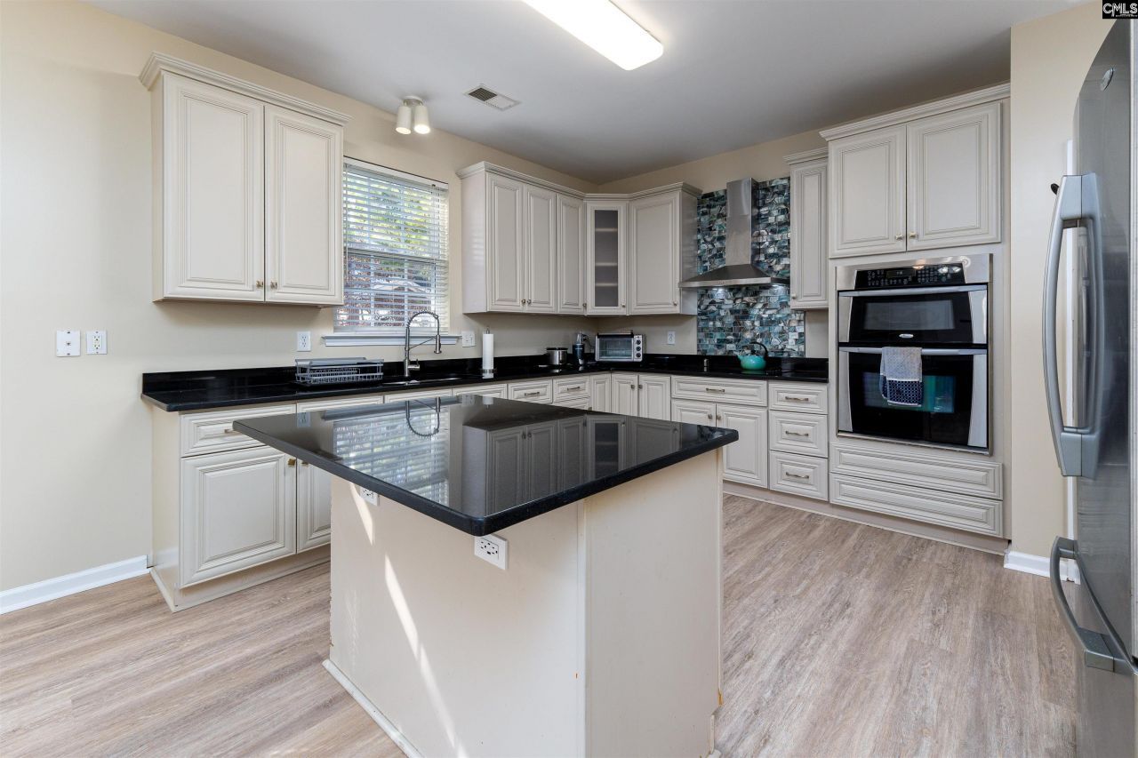 520 Abbeyhill Drive Photo 9