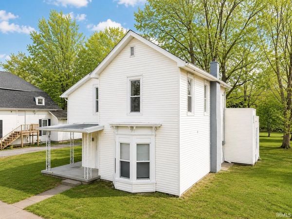 63 E McKeever Street, Andrews, IN 46702