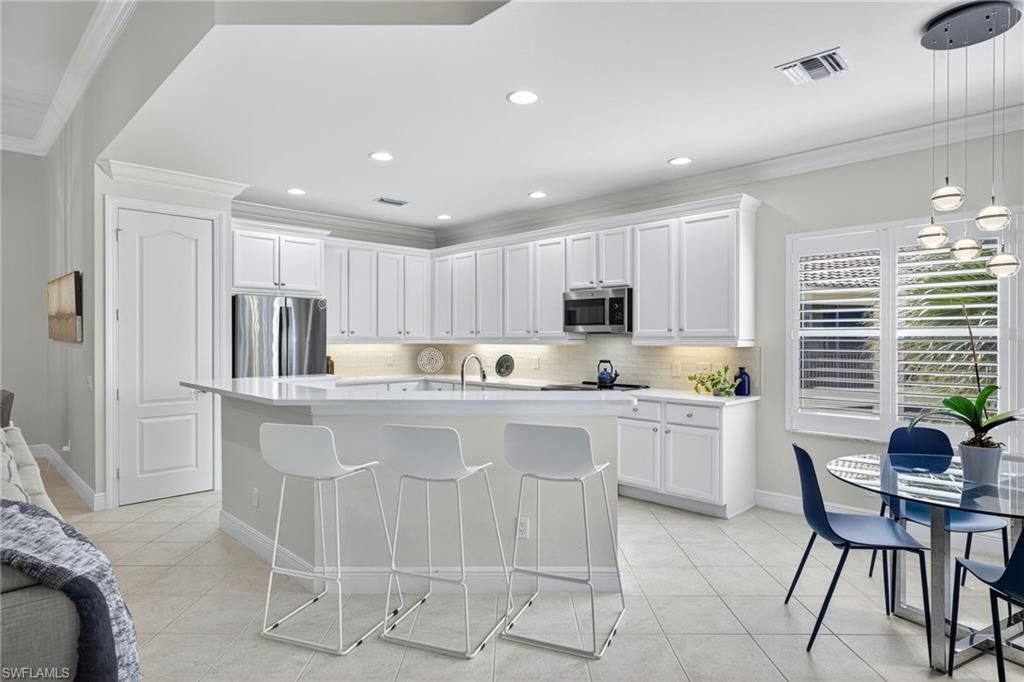 28455 Altessa Way, Unit 201, Bonita Springs, FL 34135 Photo