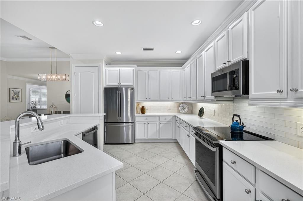 28455 Altessa Way, Unit 201, Bonita Springs, FL 34135 Photo