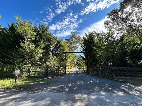 Medford, NY 11763