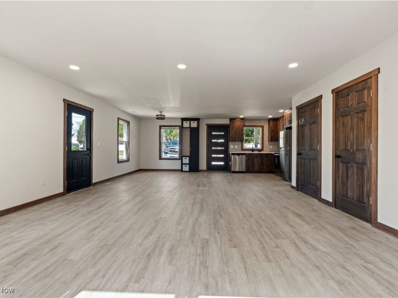 8440 Mapleford Street SW, Navarre, OH 44662 Photo 10