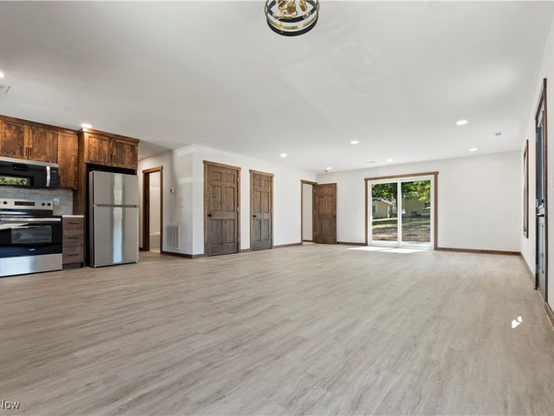 8440 Mapleford Street SW, Navarre, OH 44662 Photo 8