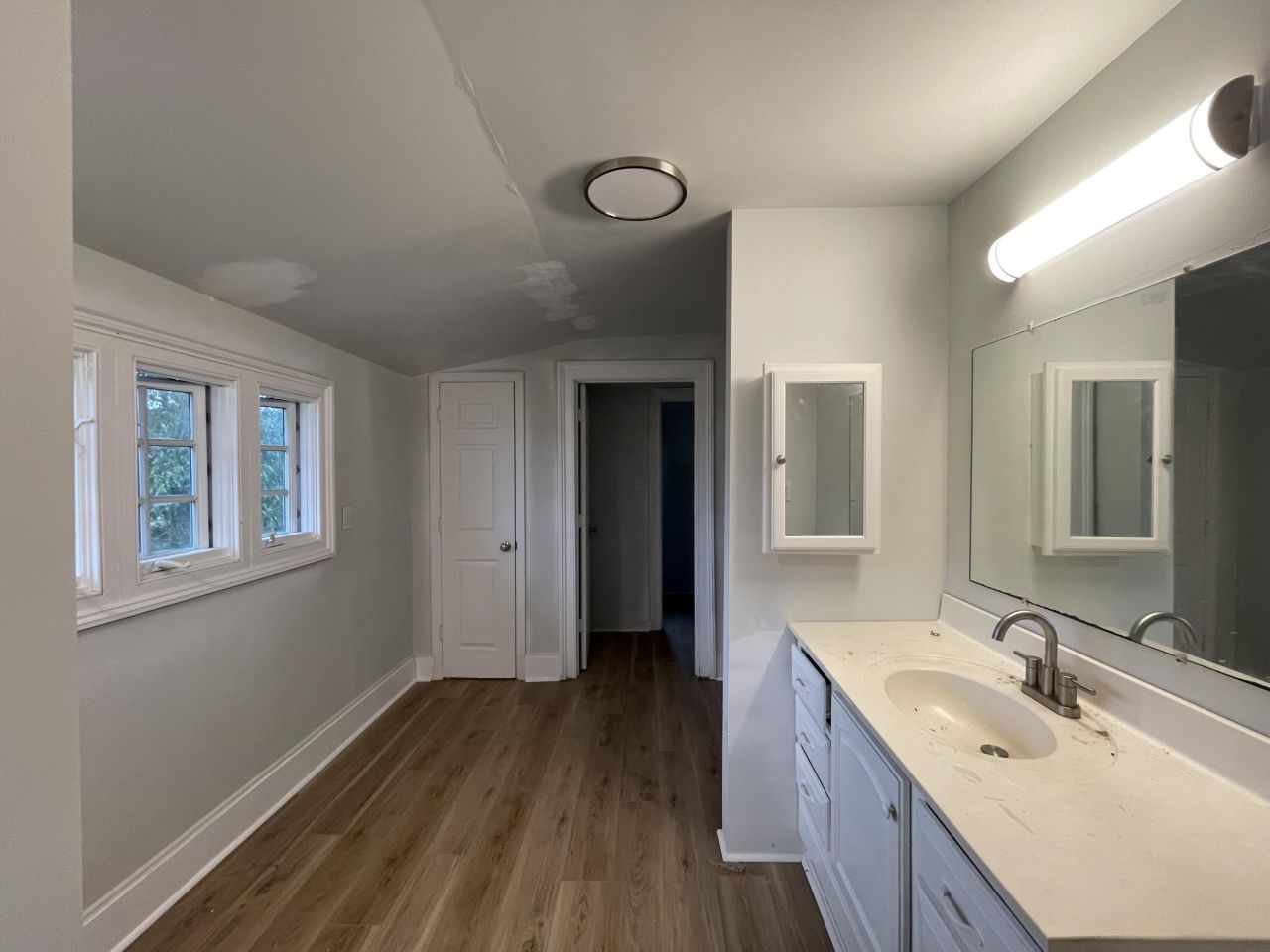 130 Inman Drive Photo 11