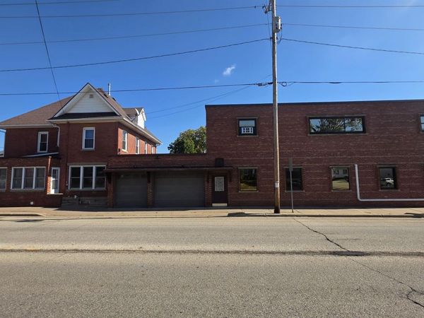 100 Park Place, Platteville, WI 53813