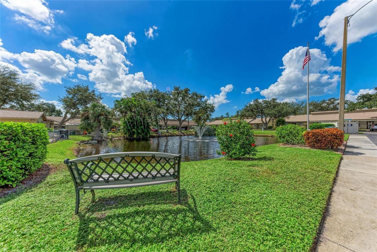 2708 60th Avenue Plaza S, Bradenton, FL 34207 Photo