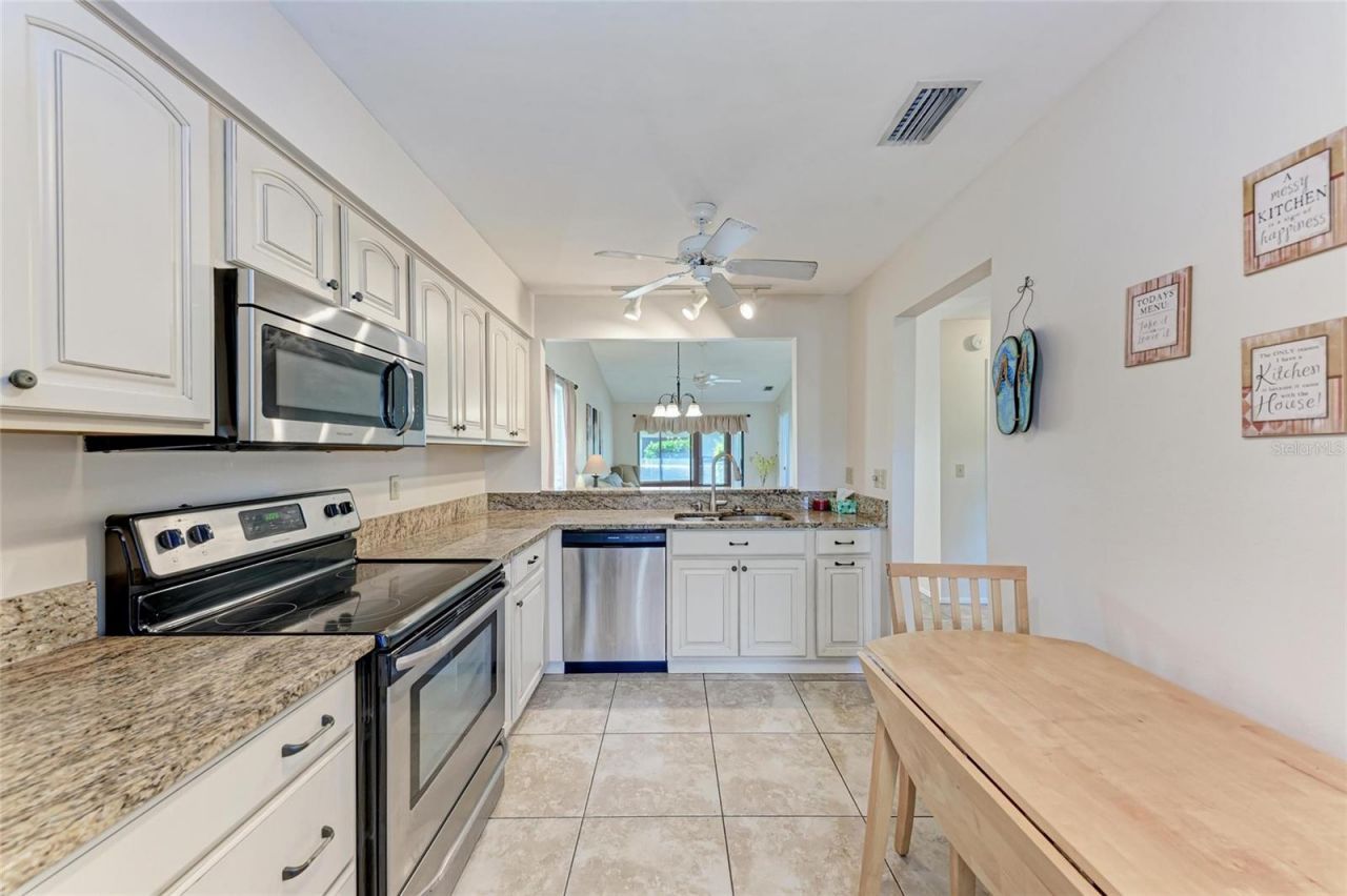 2708 60th Avenue Plaza S, Bradenton, FL 34207 Photo