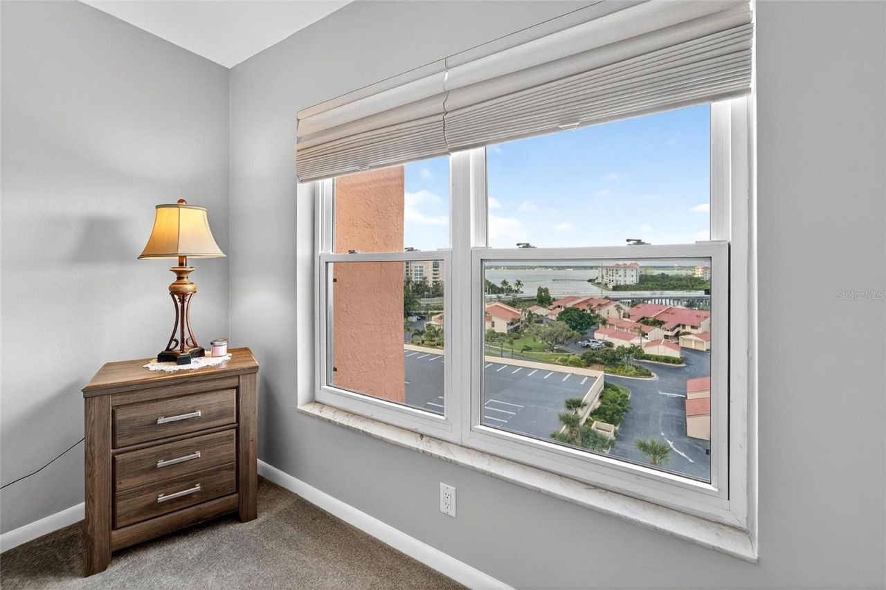 4900 Brittany Drive S, Unit 905, Saint Petersburg, FL 33715 Photo