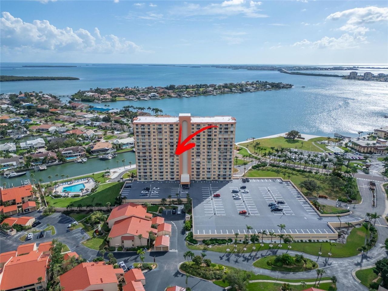 4900 Brittany Drive S, Unit 905, Saint Petersburg, FL 33715 Photo