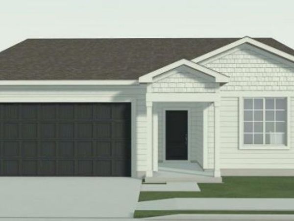 12602 S Parkwood Lane, Lee's Summit, MO 64086