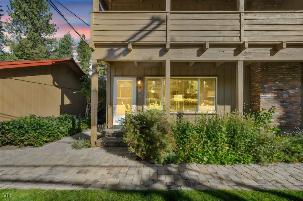 866 Northwood, Unit 6, Incline Village, NV 89451 Photo