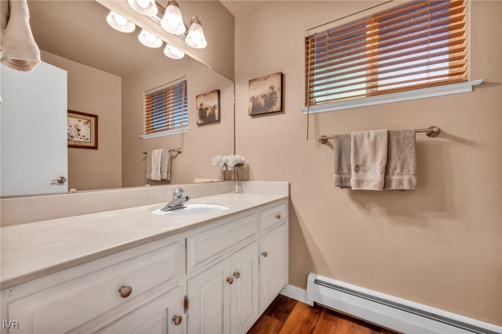 866 Northwood, Unit 6, Incline Village, NV 89451 Photo