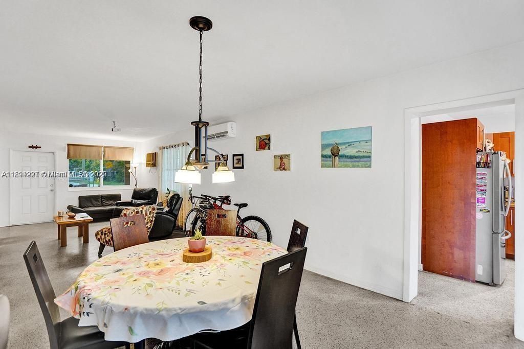 8347 E Dixie Hwy, Miami, FL 33138 Photo