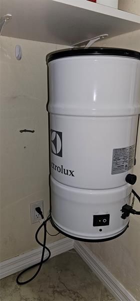 900 Atlantic Shores Boulevard, Unit 111, Hallandale Beach, FL 33009 Photo