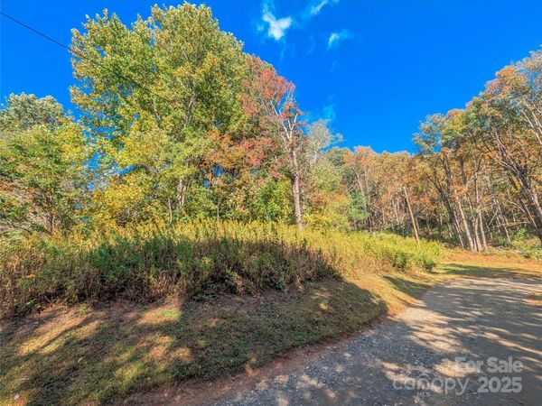 0000 Nicholas Knoll, Bakersville, NC 28705