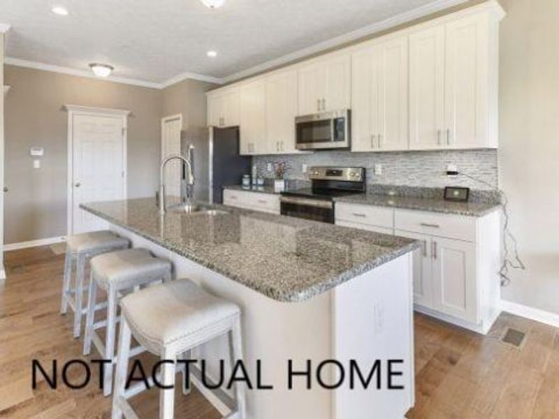 2689 Meigs Drive, Columbus, OH 43207 Photo 2