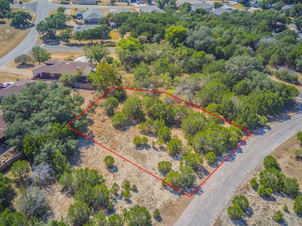 2103 Thurber LN, Leander, TX 78645