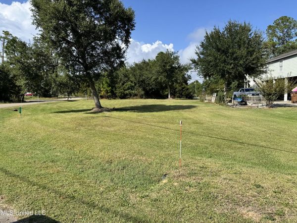 105 Mimosa Street, Pass Christian, MS 39571