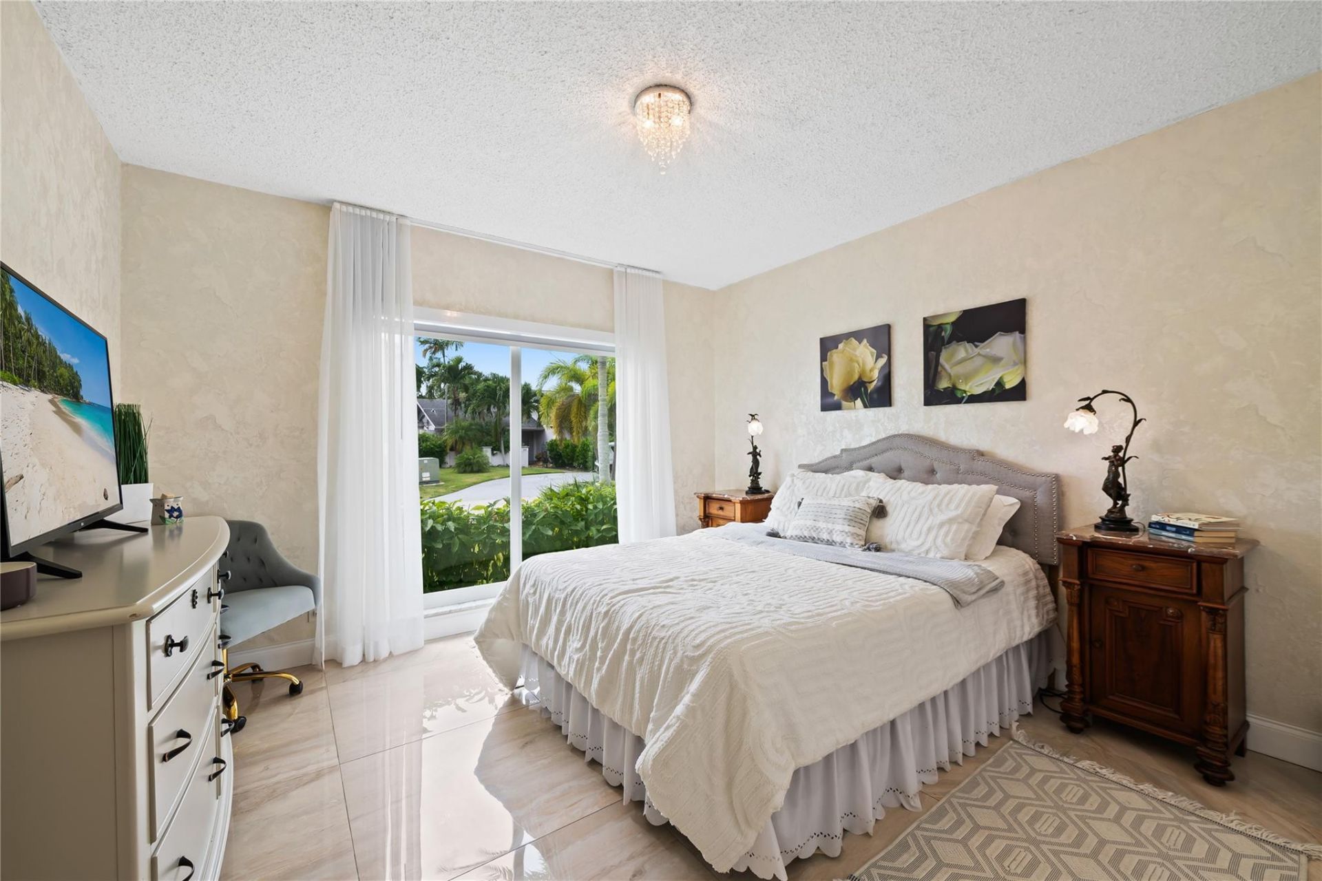 4906 N Travelers Palm Lane, Tamarac, FL 33319 Photo