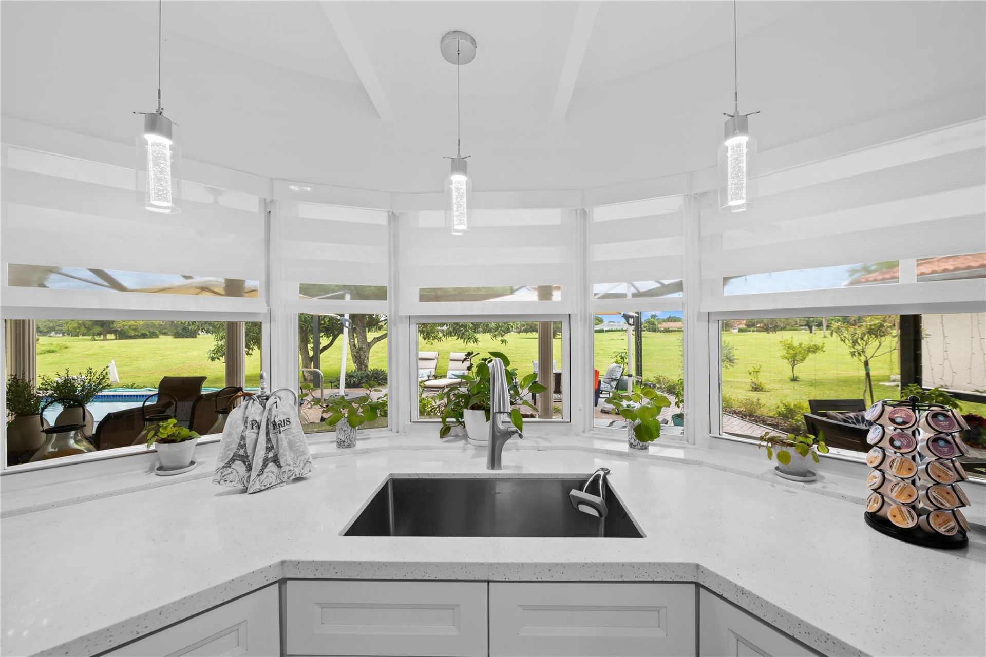 4906 N Travelers Palm Lane, Tamarac, FL 33319 Photo