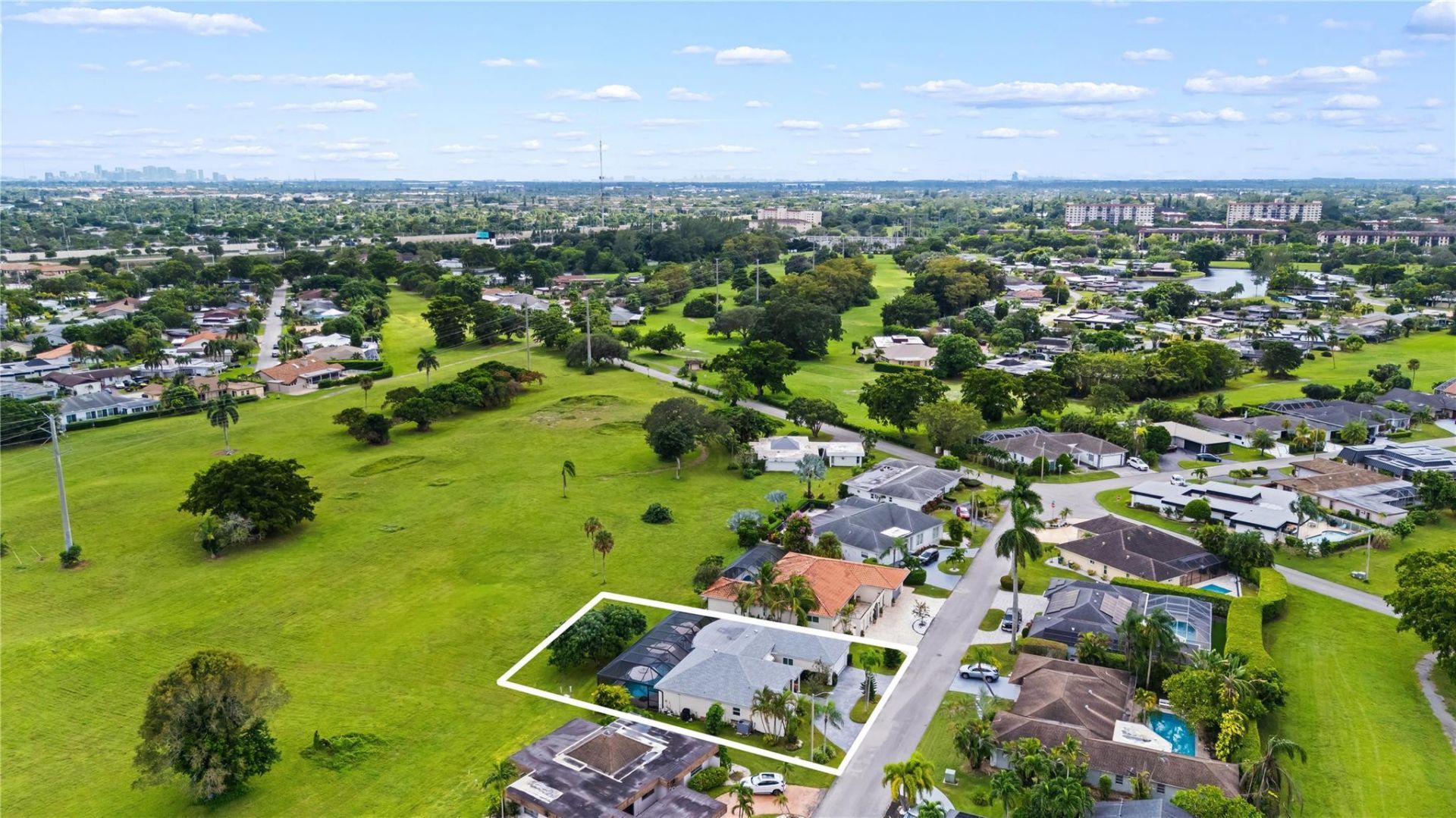 4906 N Travelers Palm Lane, Tamarac, FL 33319 Photo