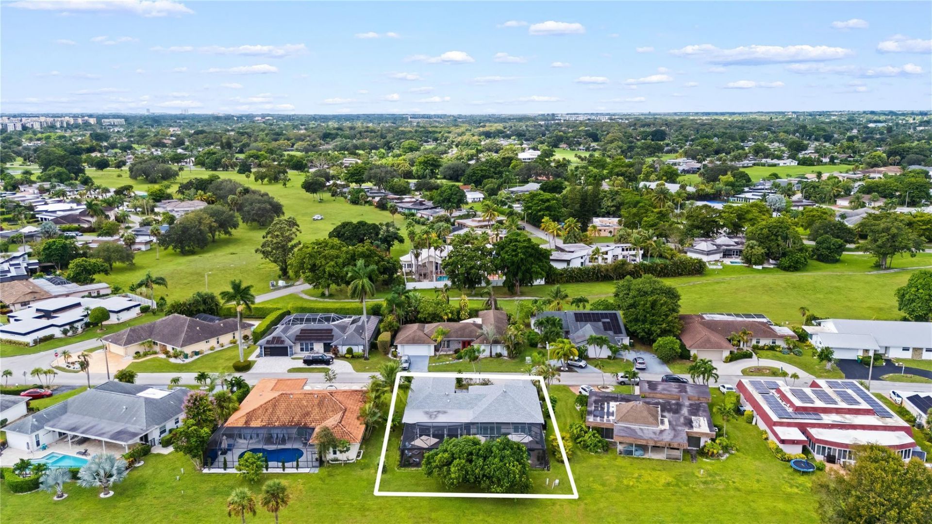 4906 N Travelers Palm Lane, Tamarac, FL 33319 Photo