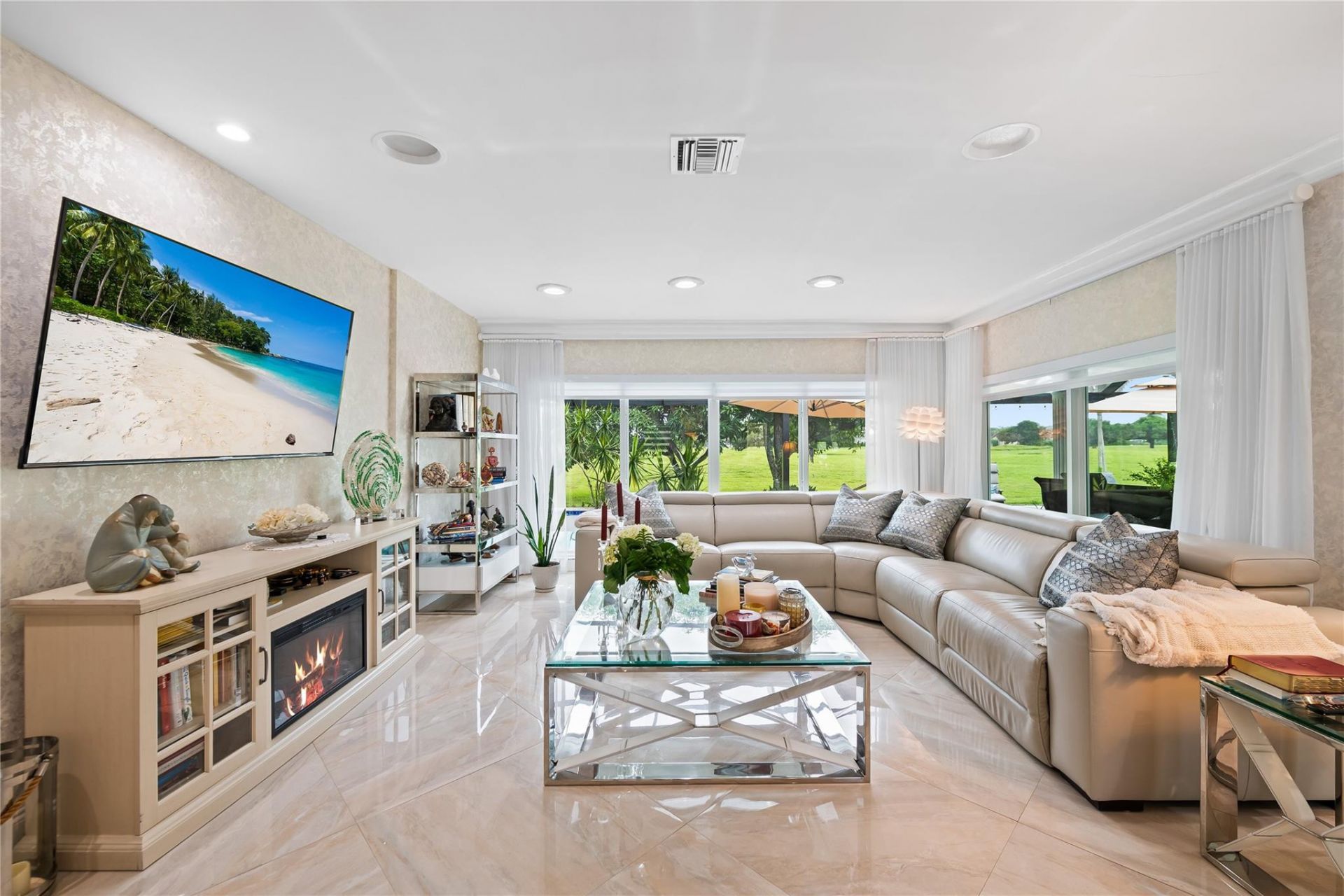 4906 N Travelers Palm Lane, Tamarac, FL 33319 Photo