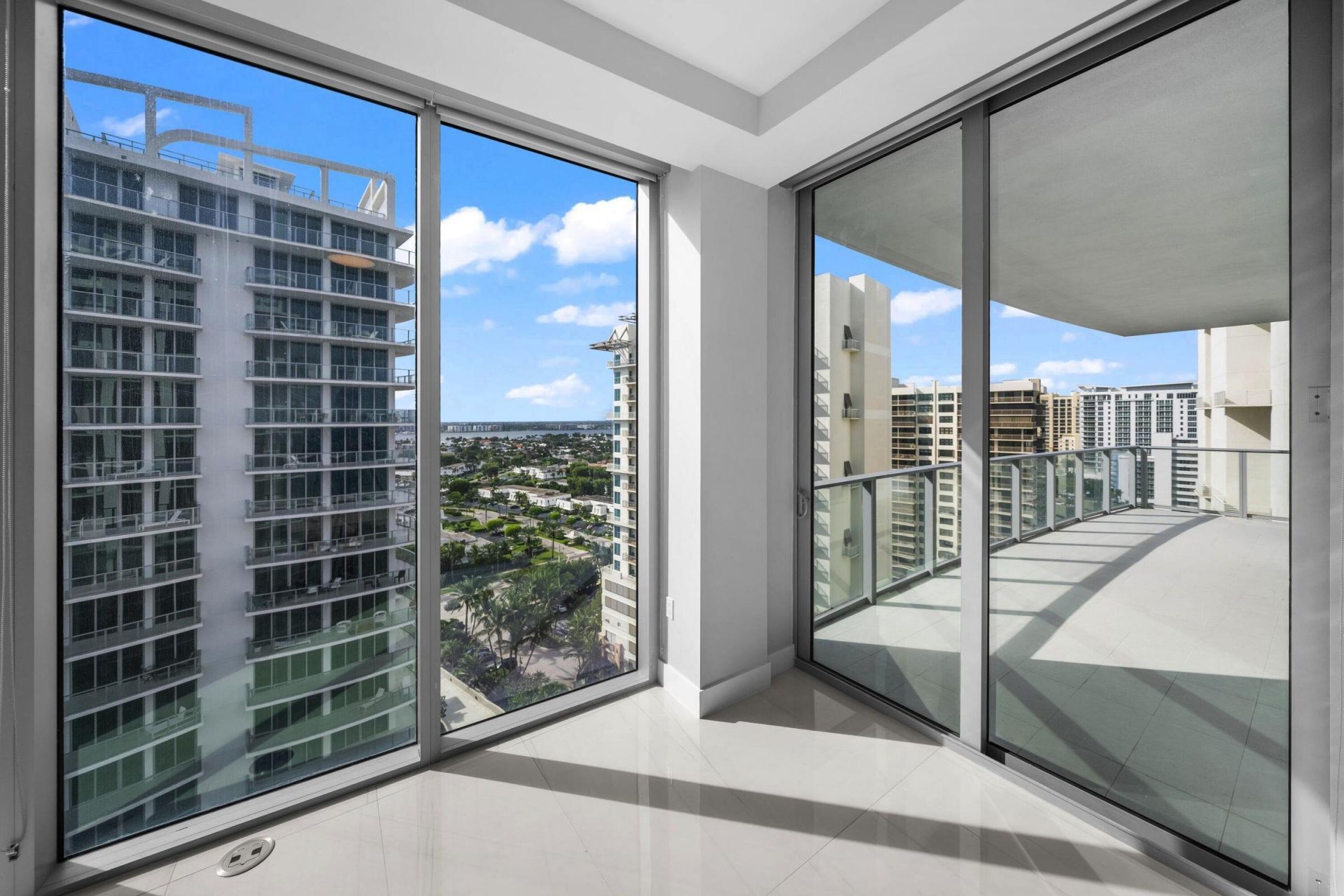 3100 N Ocean Drive, Unit H-1509, Singer Island, FL 33404 Photo