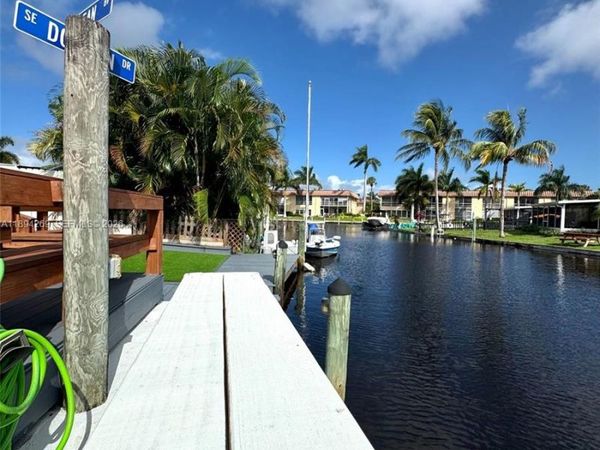 129 SW Hideaway Pl, Stuart, FL 34994