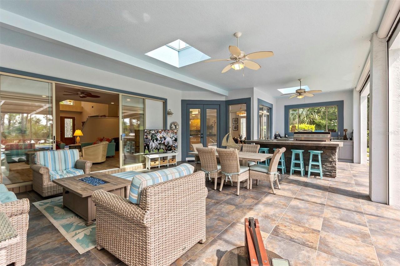 6325 Palmas Bay Circle, Port Orange, FL 32127 Photo