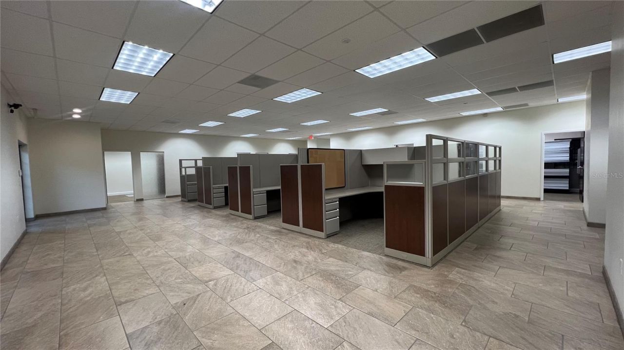 8258 118th Avenue, Unit 200/250, Largo, FL 33773 Photo