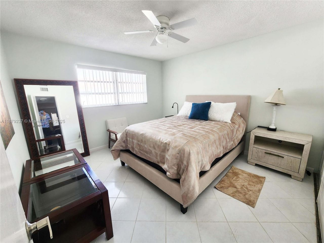 580 Egret Dr, Unit 322, Hallandale Beach, FL 33009 Photo