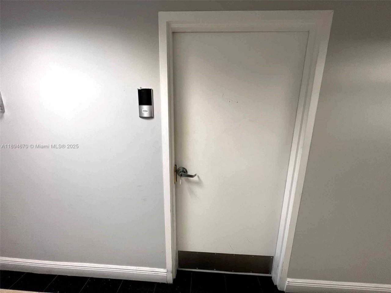 2727 E Oakland Park Blvd, Unit 203 (205A), Fort Lauderdale, FL 33306 Photo