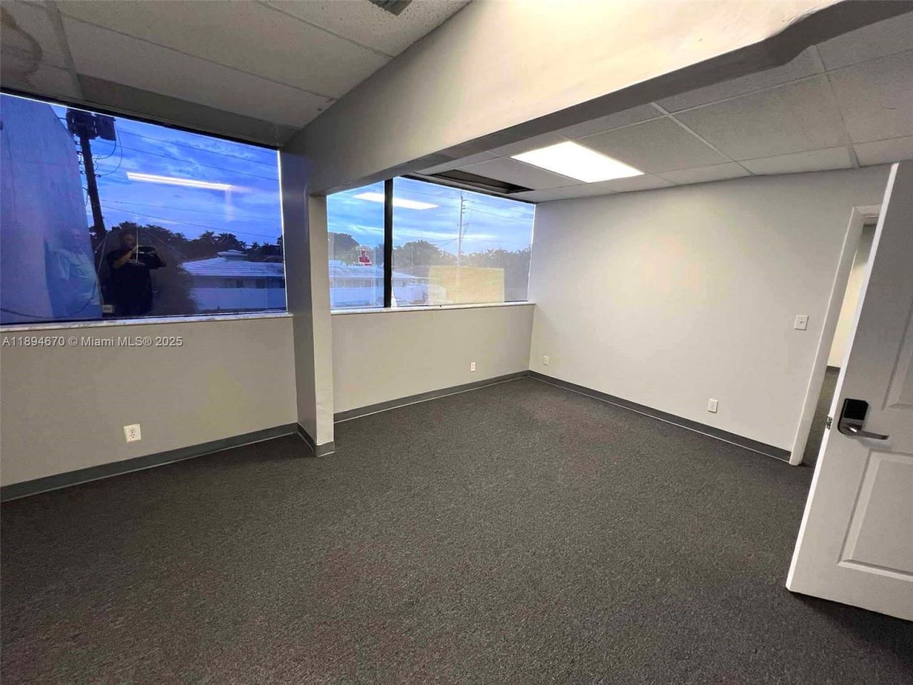 2727 E Oakland Park Blvd, Unit 203 (205A), Fort Lauderdale, FL 33306 Photo