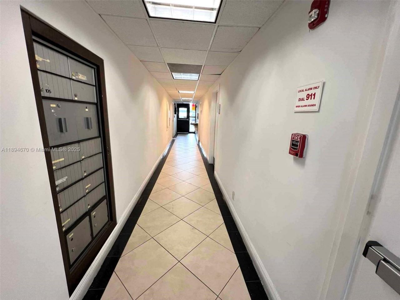 2727 E Oakland Park Blvd, Unit 203 (205A), Fort Lauderdale, FL 33306 Photo