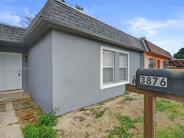 3876 NW 207th St Rd, Miami Gardens, FL 33055