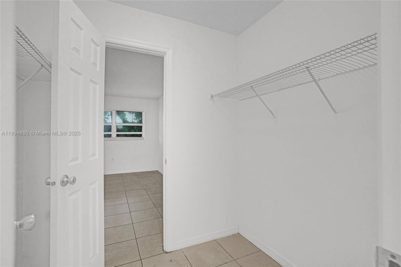 3876 NW 207th St Rd, Miami Gardens, FL 33055 Photo