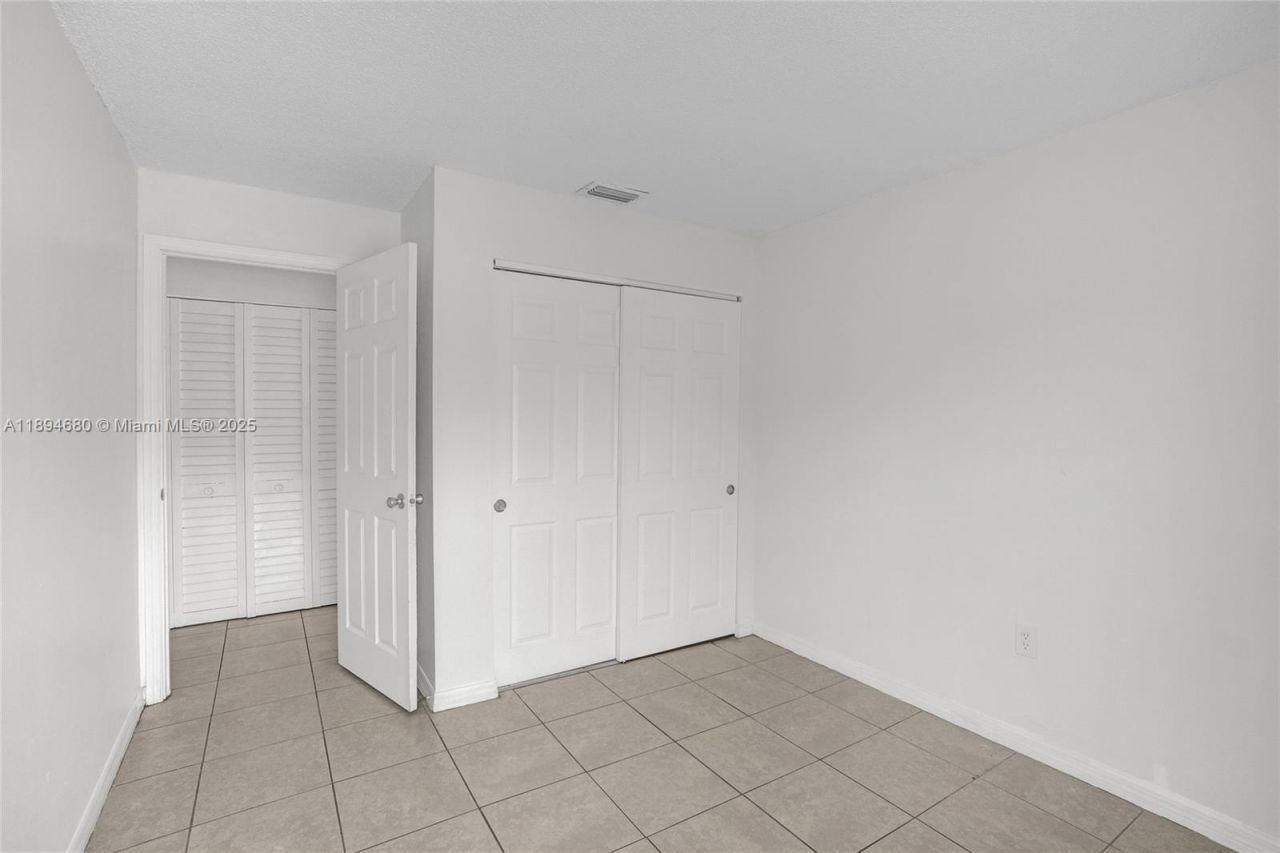 3876 NW 207th St Rd, Miami Gardens, FL 33055 Photo