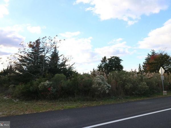 476 S GREEN STREET, TUCKERTON, NJ 08087