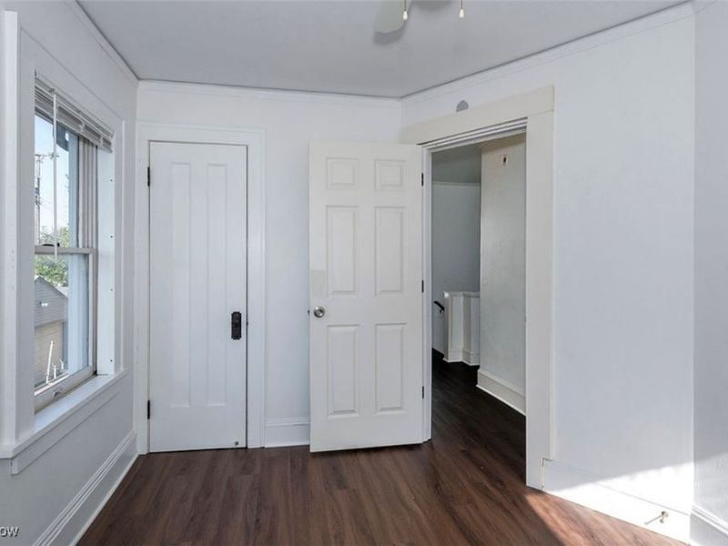 17710 Crestland Road, Cleveland, OH 44119 Photo 16