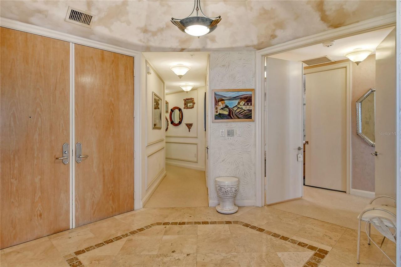 435 L Ambiance Drive, Unit L807, Longboat Key, FL 34228 Photo