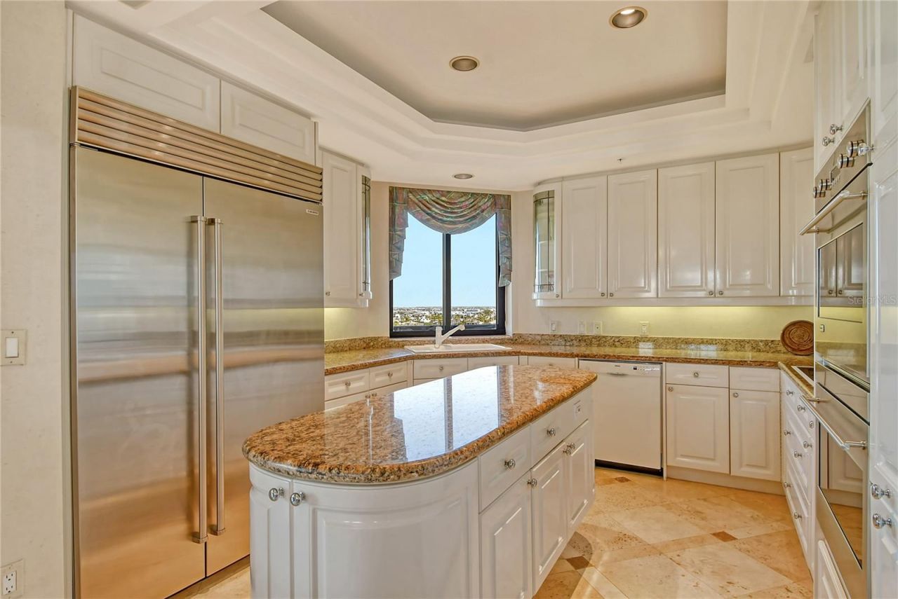 435 L Ambiance Drive, Unit L807, Longboat Key, FL 34228 Photo