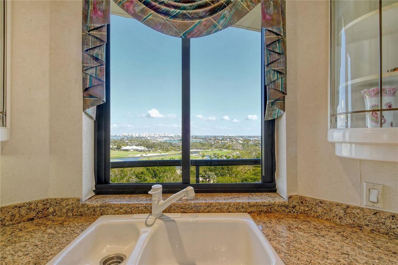 435 L Ambiance Drive, Unit L807, Longboat Key, FL 34228 Photo