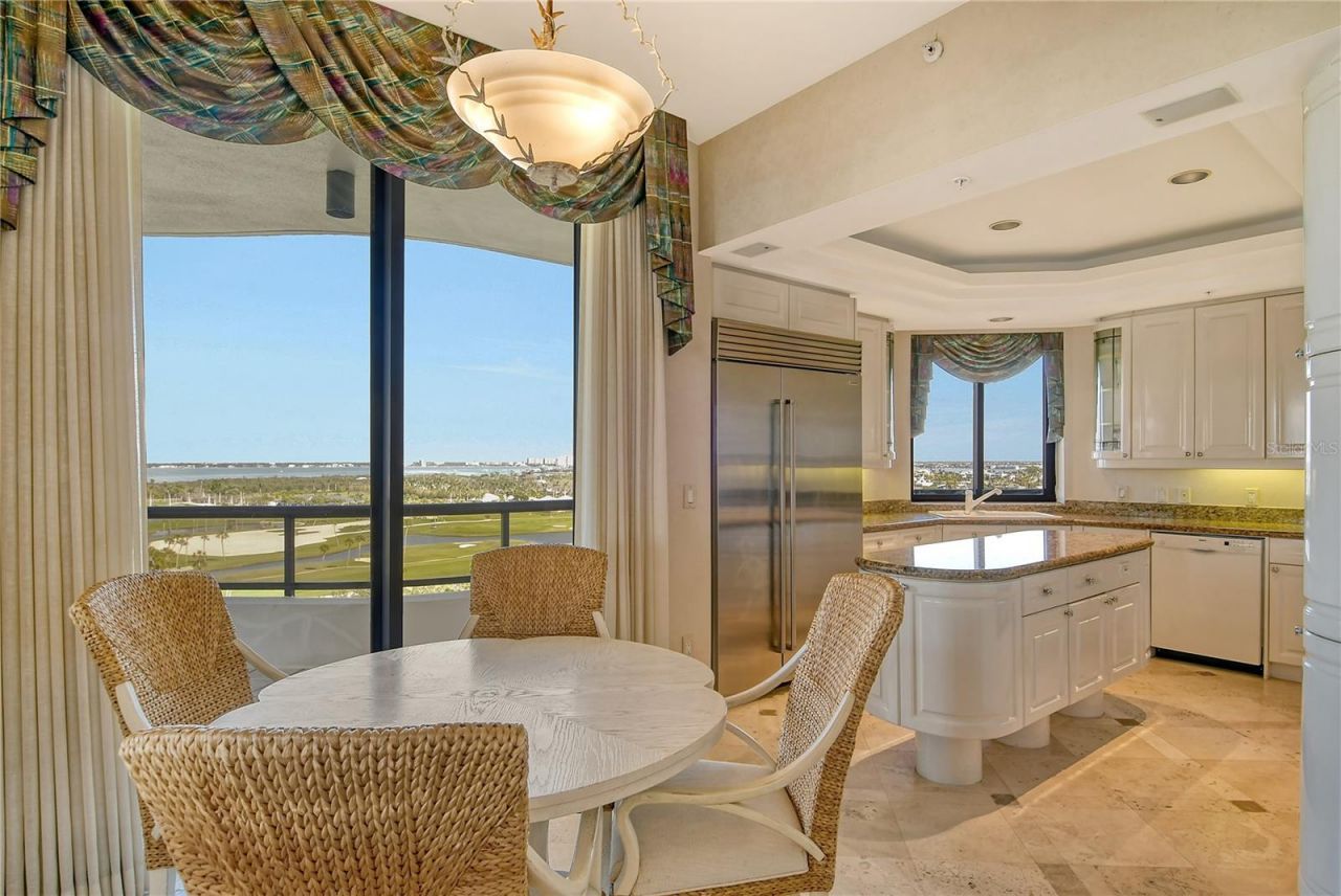 435 L Ambiance Drive, Unit L807, Longboat Key, FL 34228 Photo