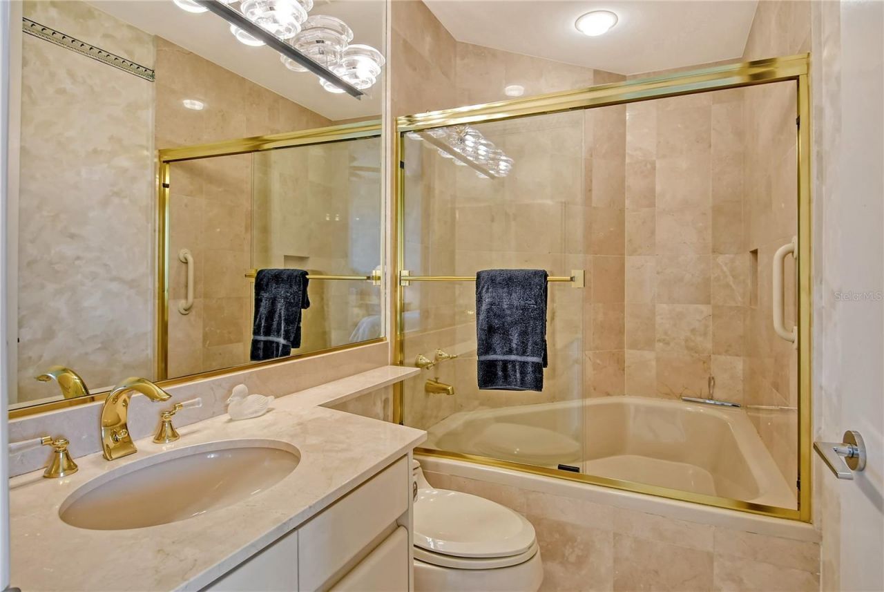 435 L Ambiance Drive, Unit L807, Longboat Key, FL 34228 Photo