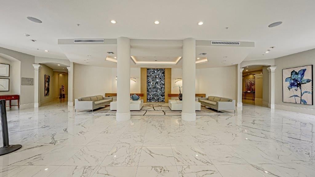 435 L Ambiance Drive, Unit L807, Longboat Key, FL 34228 Photo