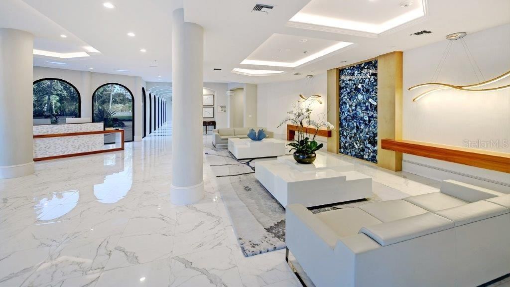 435 L Ambiance Drive, Unit L807, Longboat Key, FL 34228 Photo