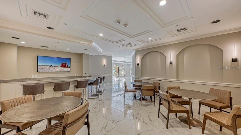 435 L Ambiance Drive, Unit L807, Longboat Key, FL 34228 Photo